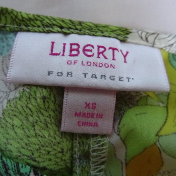 womens patterned vintage stunning blouse size XS - brand new - Picture 8 of 9